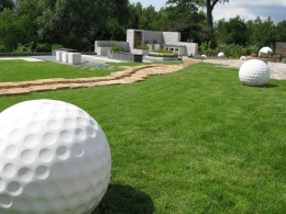 Piłka golfowa z betonu architektonicznego